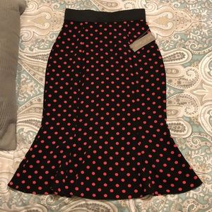 Eva Mendes Polka dot skirt 🎀